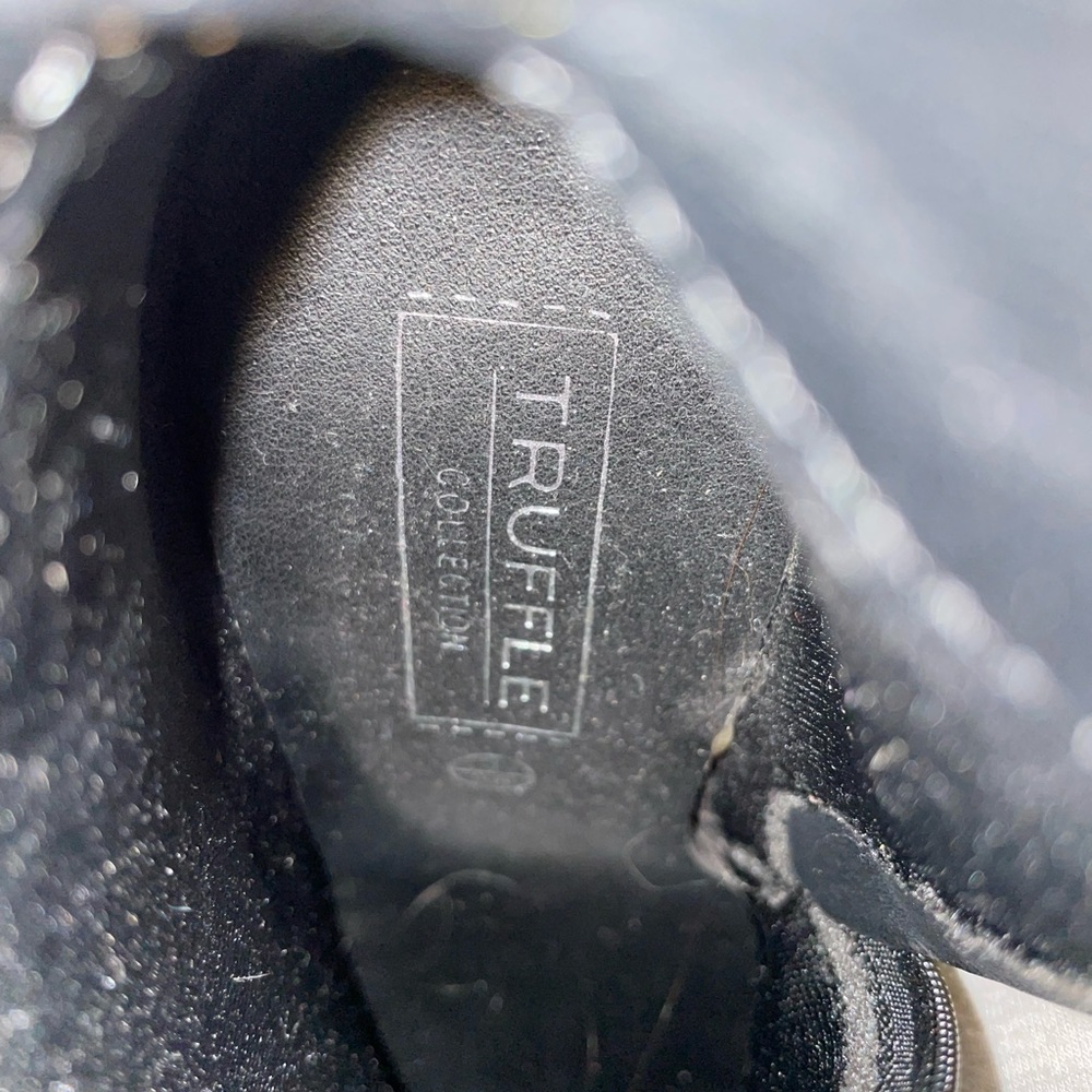 Black Croc Pattern Ankle Boot - image 2